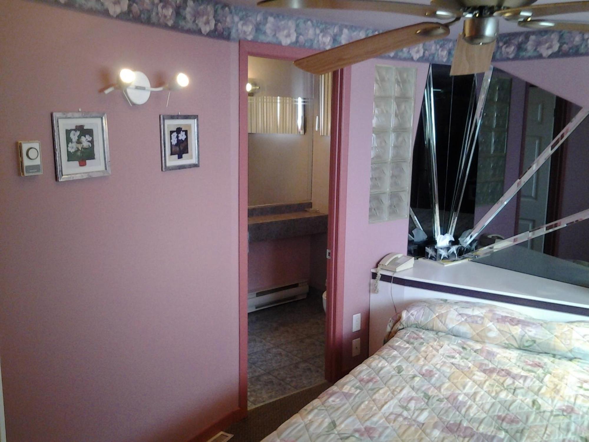 Motel Normandie Louiseville Quarto foto
